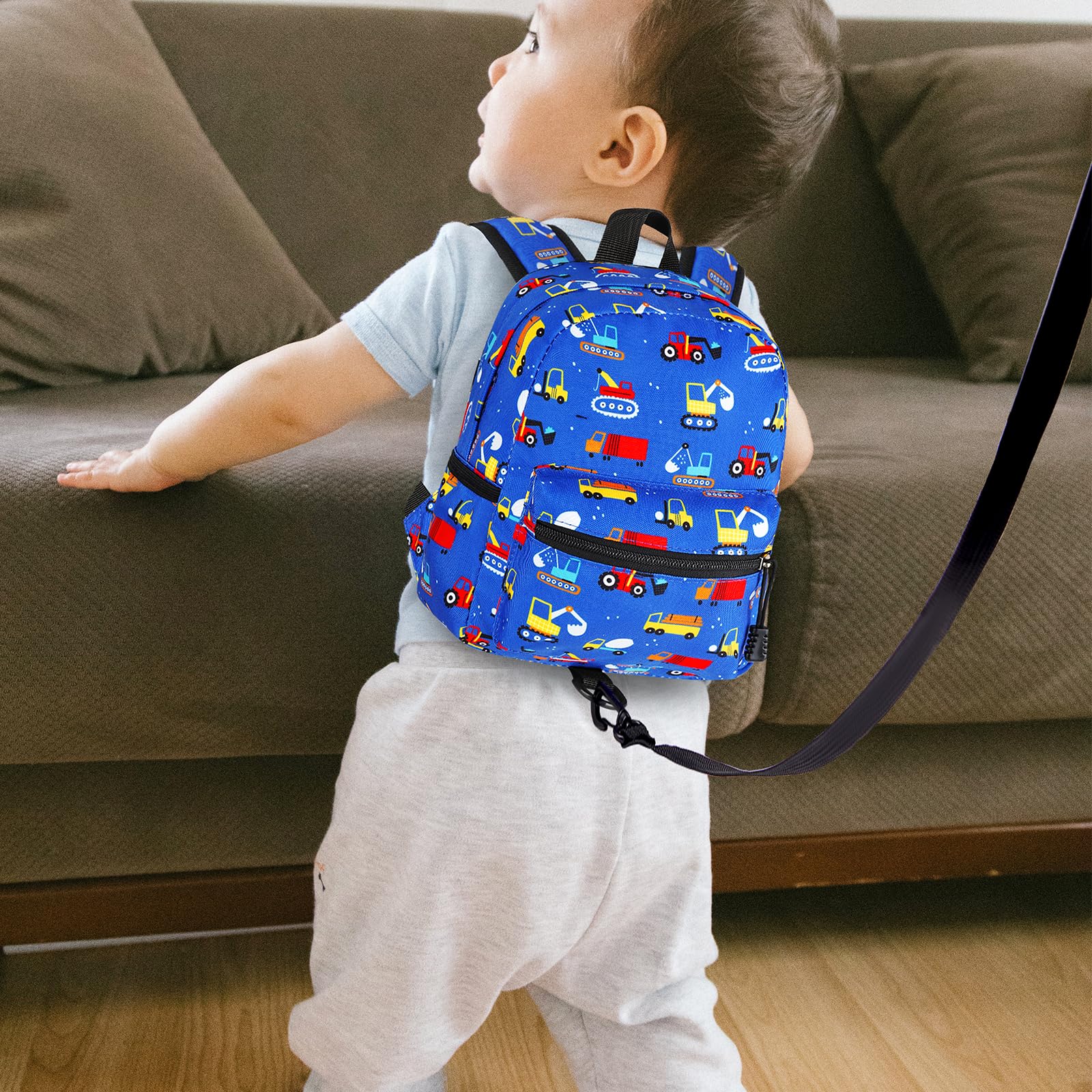 Accmor baby walking backpack shown for travel and crowded venues.
