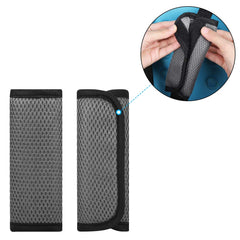 Accmor neck protection pad reduces rubbing on baby's neck.