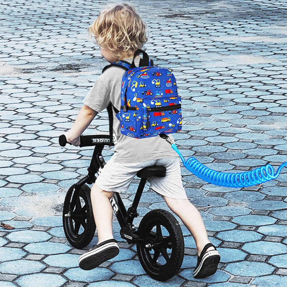 Accmor ergonomic toddler backpack design for comfortable wear.