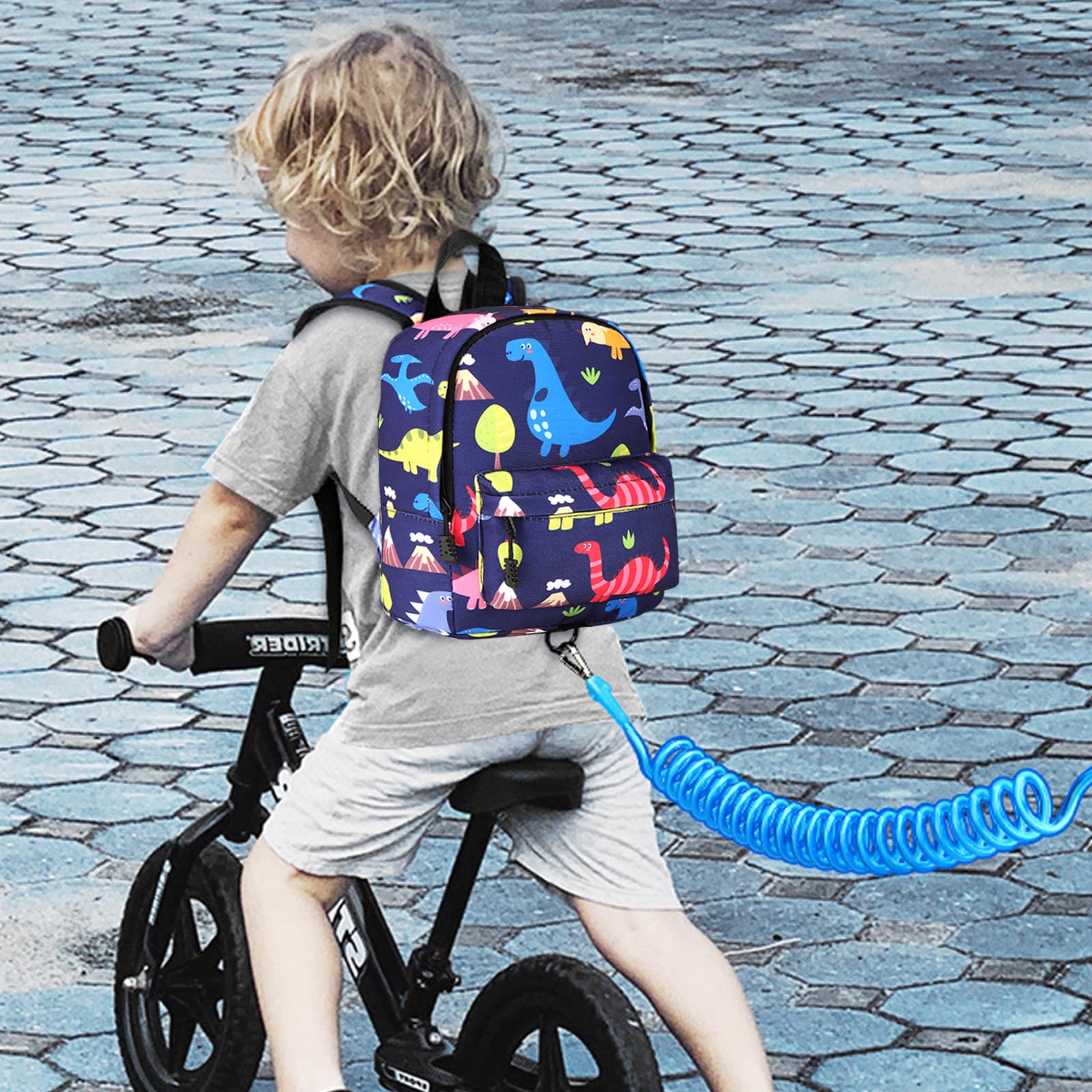 Ergonomic straps on the Accmor backpack adjust to growing toddlers for comfort.