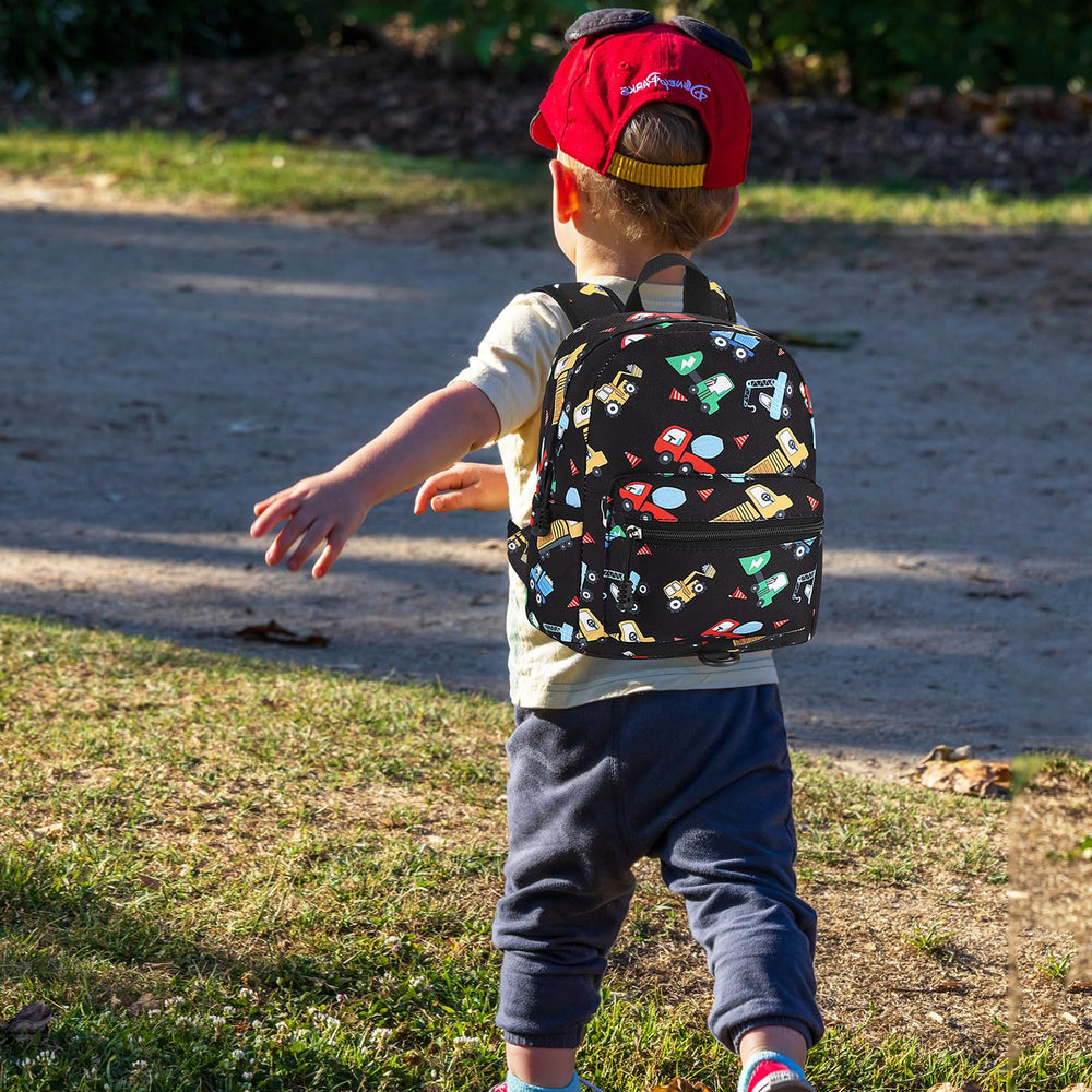 Accmor excavator-pattern backpack adds playful appeal for kids
