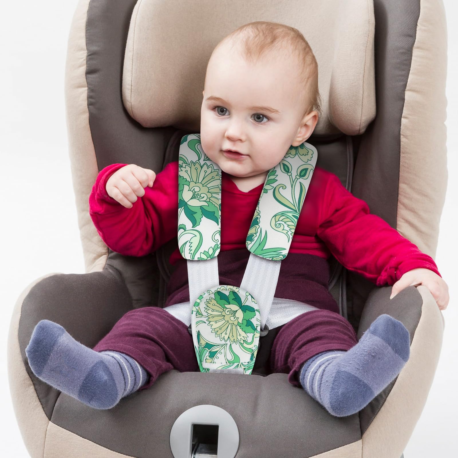 Accmor hip support pad cushions the crotch area during stroller outings.