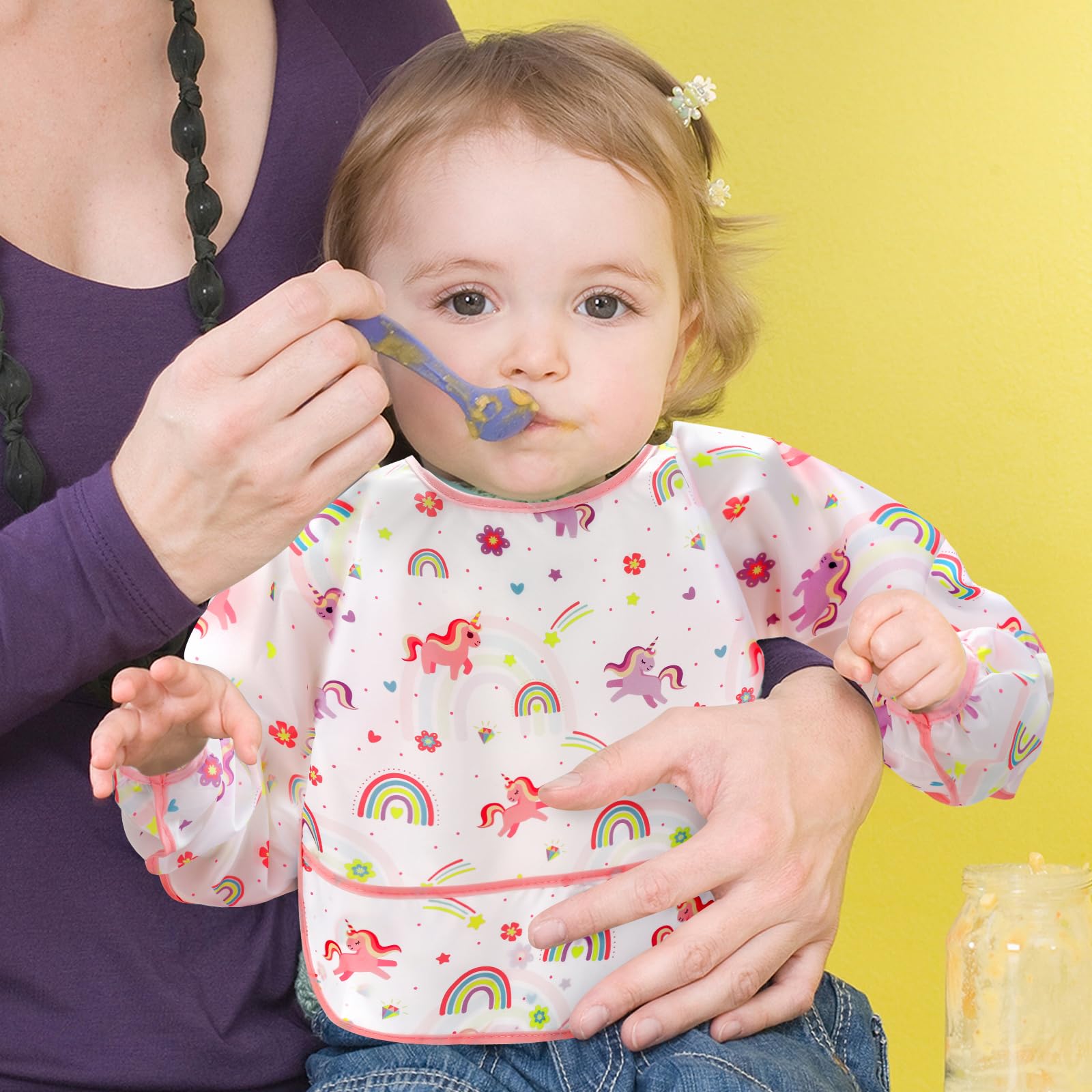 Accmor lightweight design is ideal for travel and daycare.