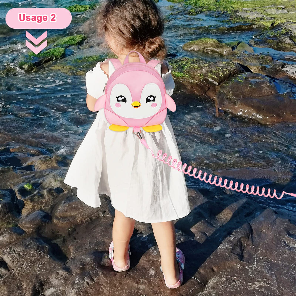 Accmor toddler backpack during park or airport trips for easy carry and safety.