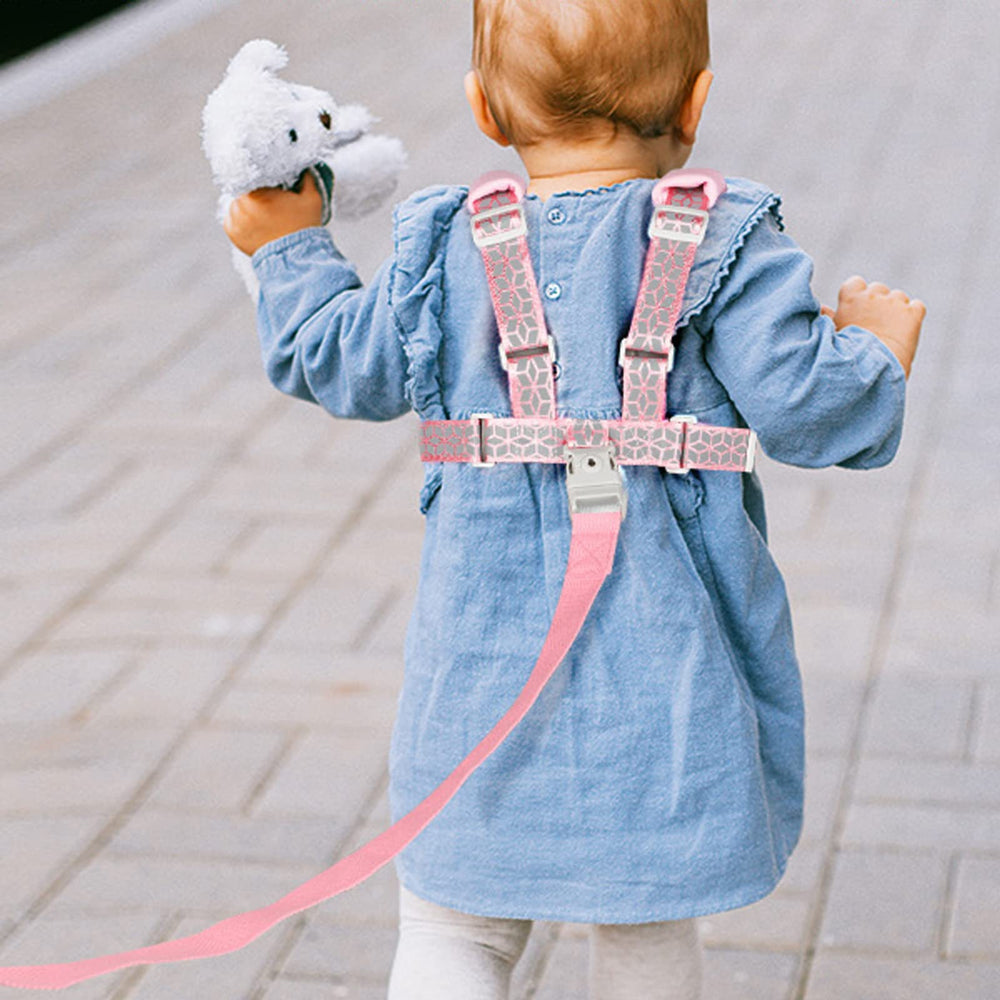 Accmor toddler harness comes with a simple, user-friendly packaging