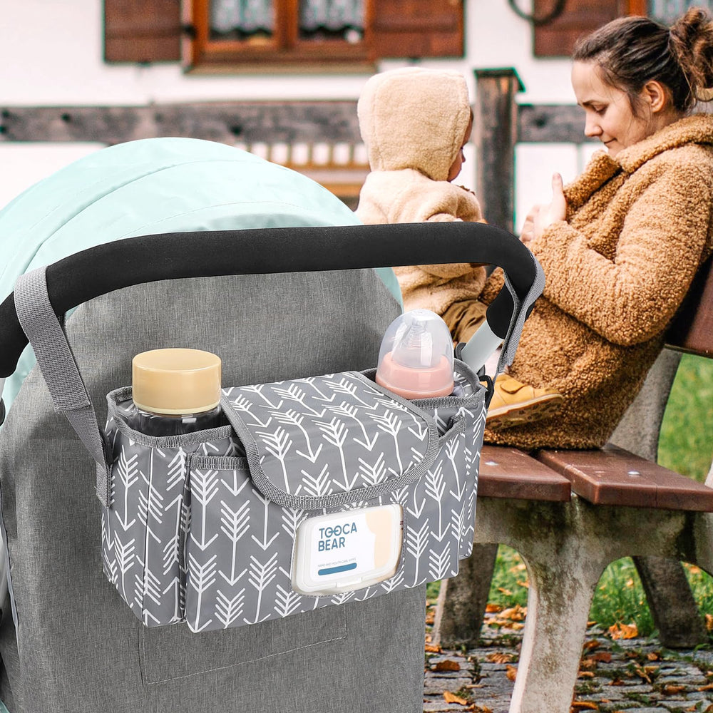 Accmor design can hang on the stroller or be carried as a compact bag.
