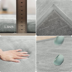 ACOMOPACK mat shows non-slip bottom protecting floors during play