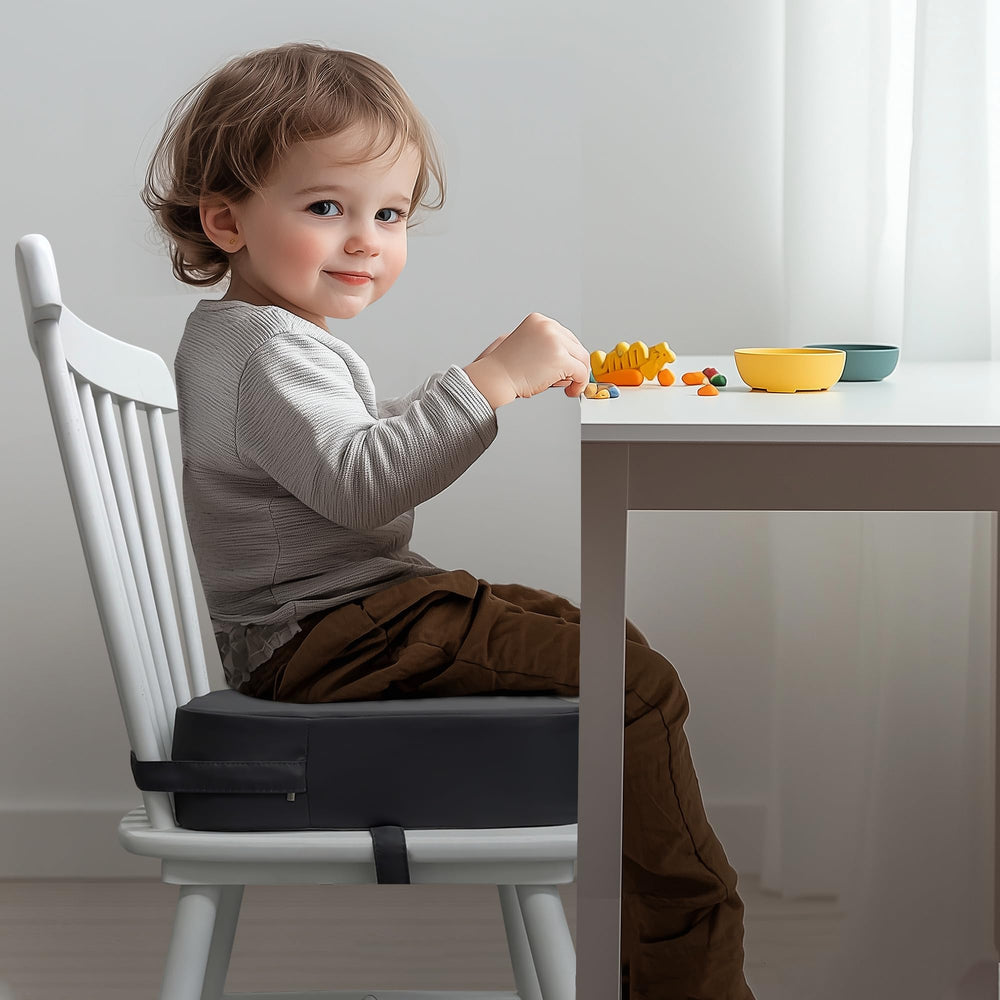 Acxseo Toddler Booster Seat portable design ideal for restaurants or grandma's house.