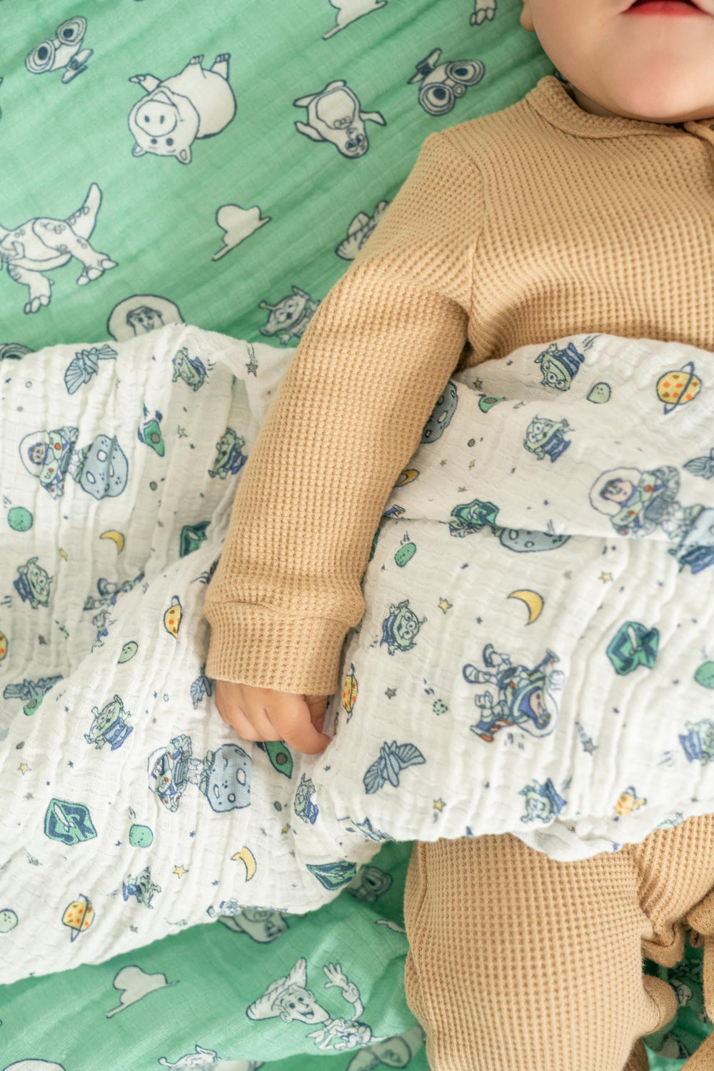 aden + anais Essentials Muslin Swaddle nursing cover, convenient for feeding.