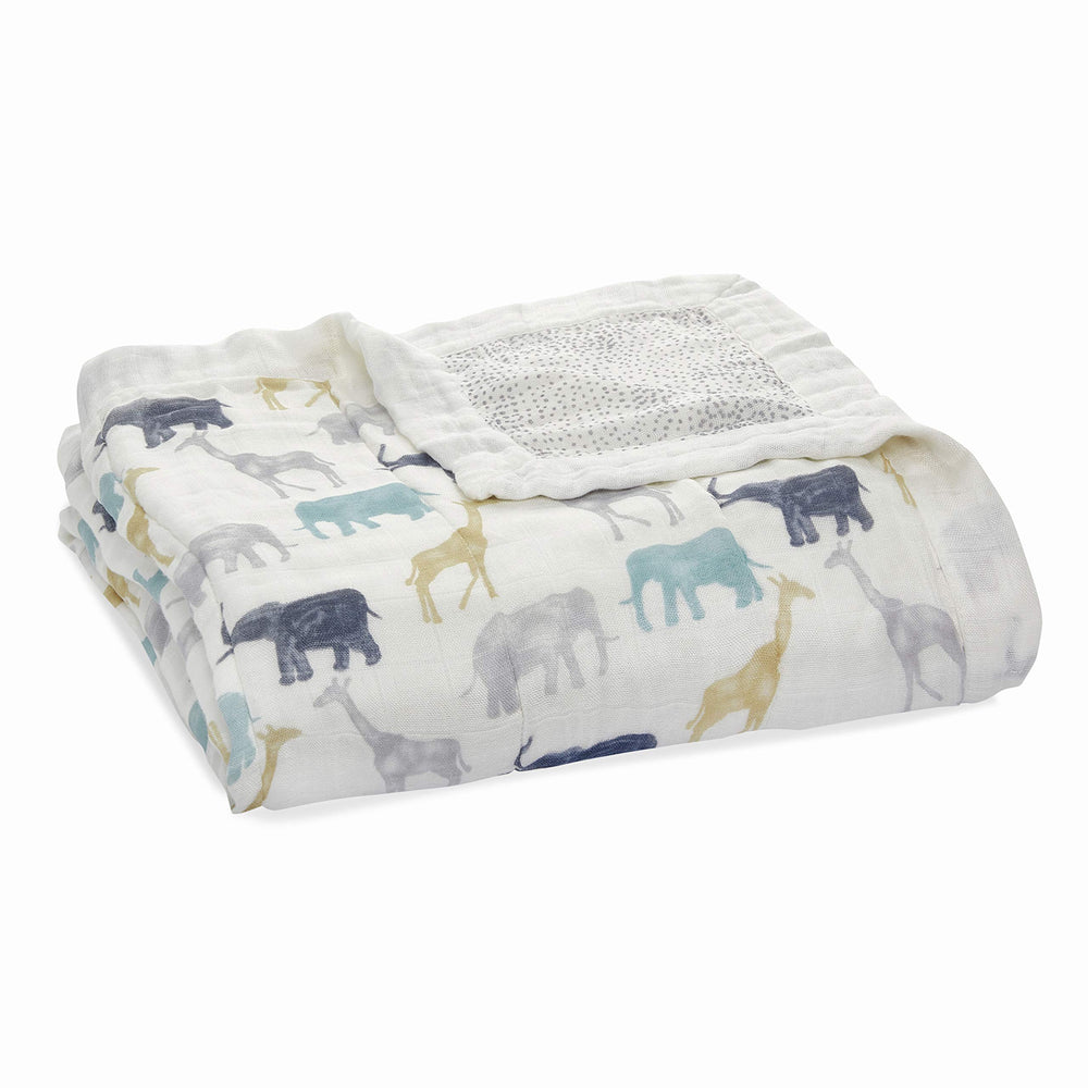 aden + anais Silky Soft Dream Blanket close-up of bamboo fabric, silky softness for baby skin.