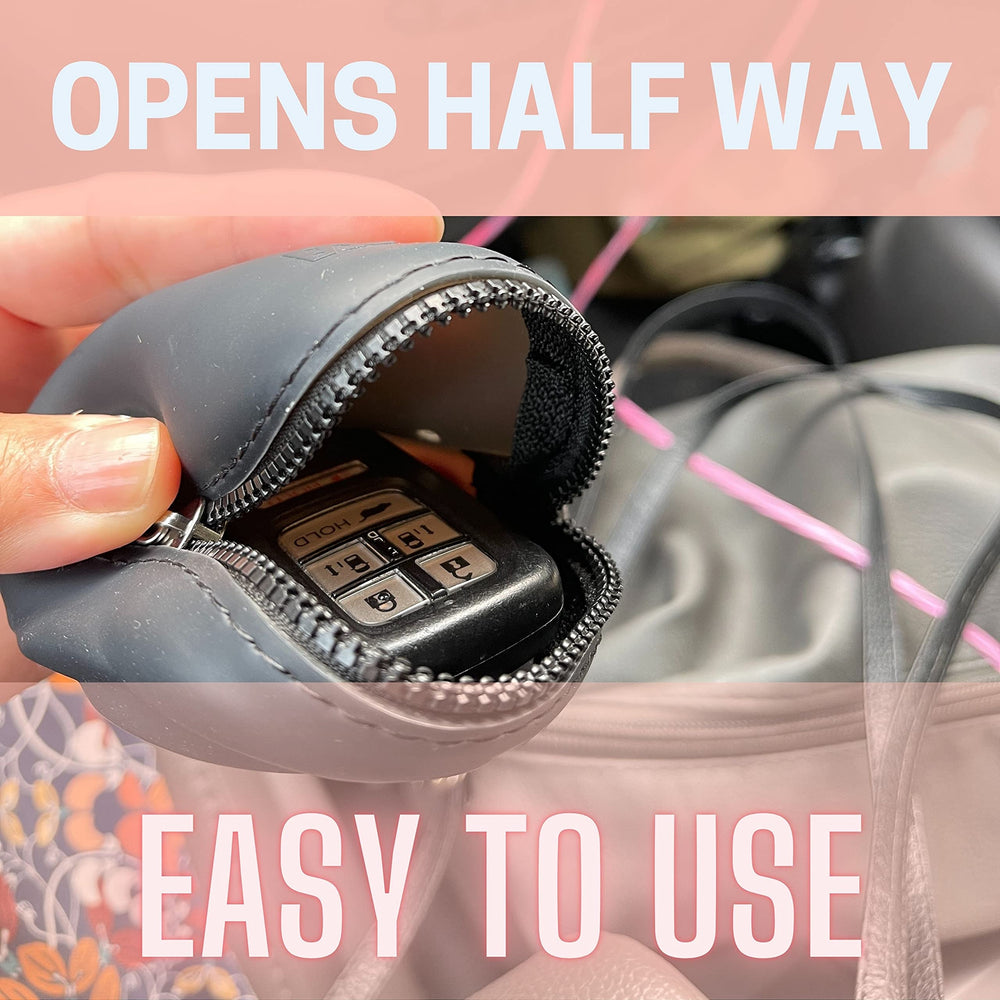 Black color storage bag from Adorable Pink Peri is discreet and easy to carry.