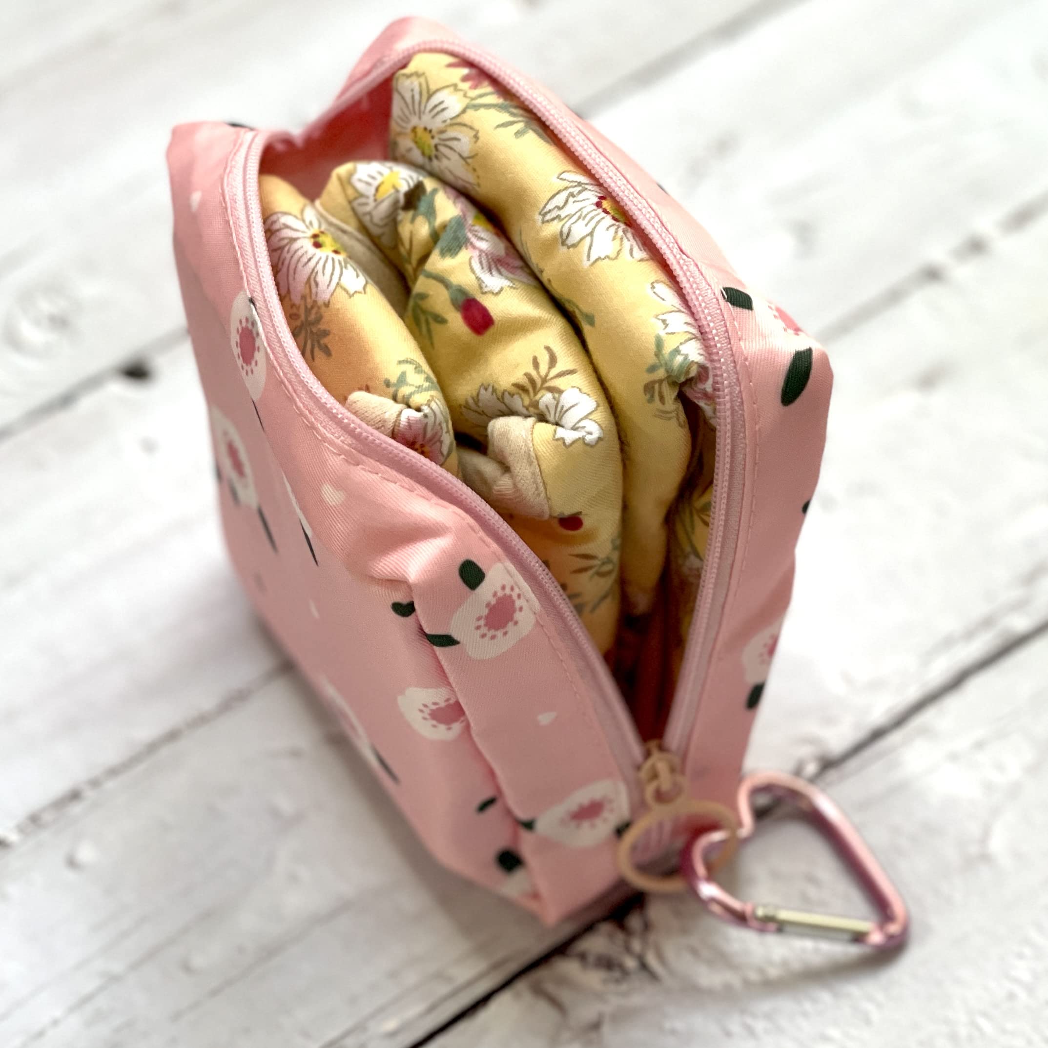 Adorable Pink Peri bright color findable in your bag