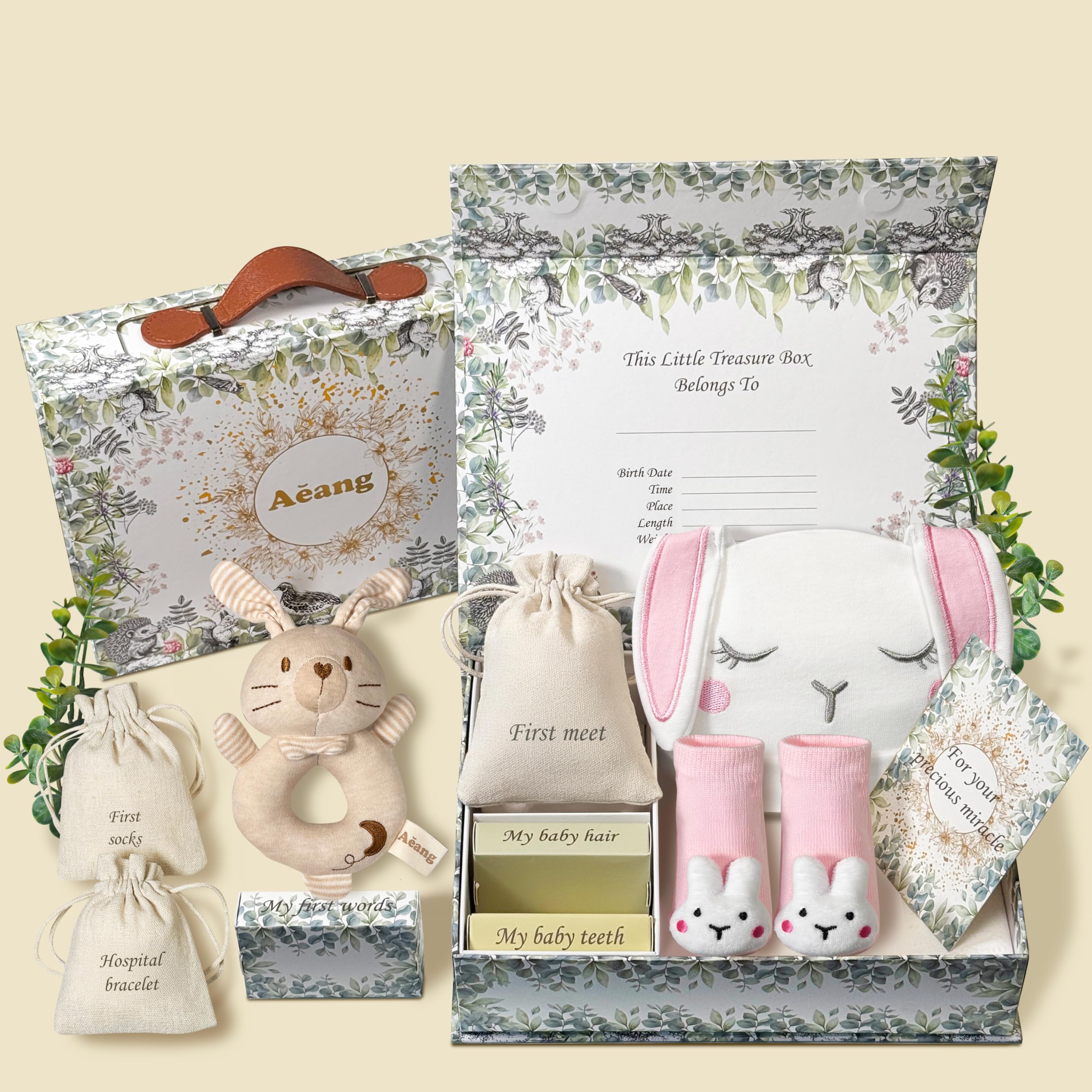 Aeang keepsake box exterior design for a stylish memory keeper