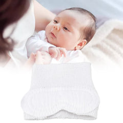 Agatige elastic cloth cover design secures the eye mask on a baby's head.