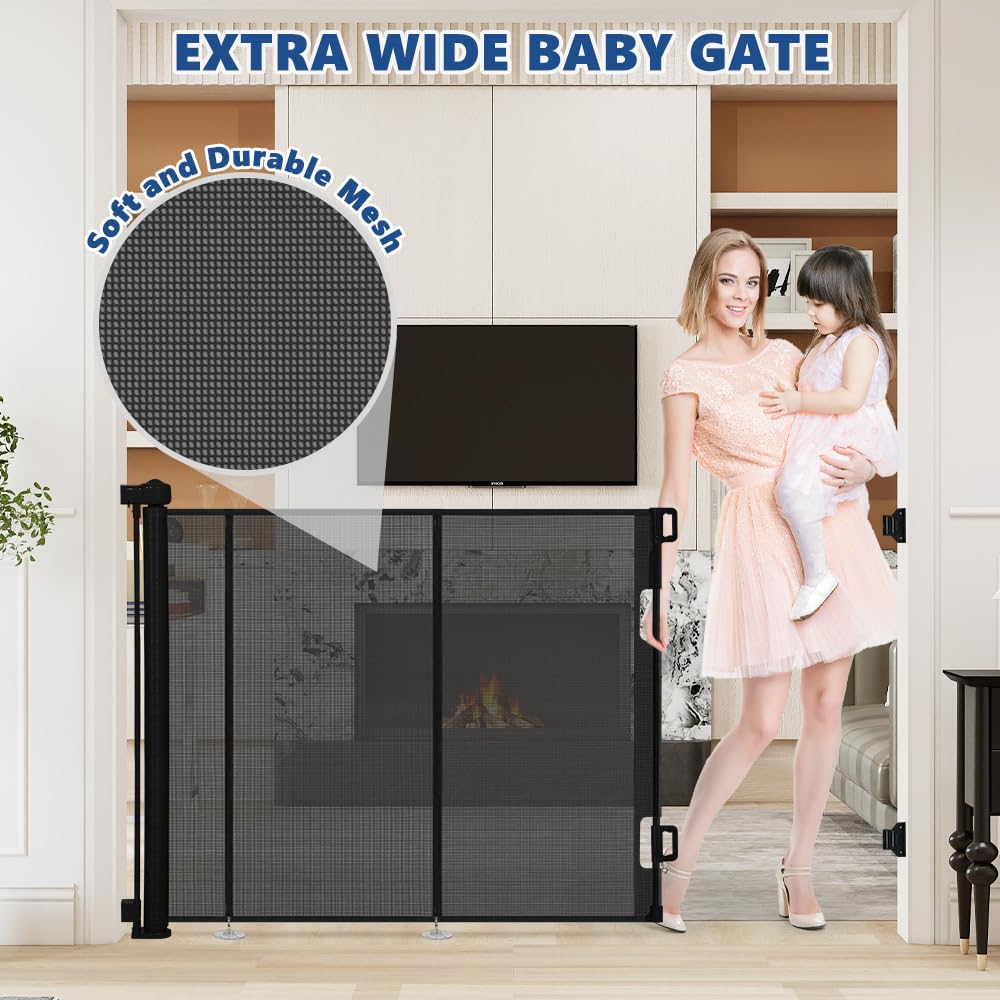AGESISI gate demonstrates indoor and outdoor versatility on stairs and patios.