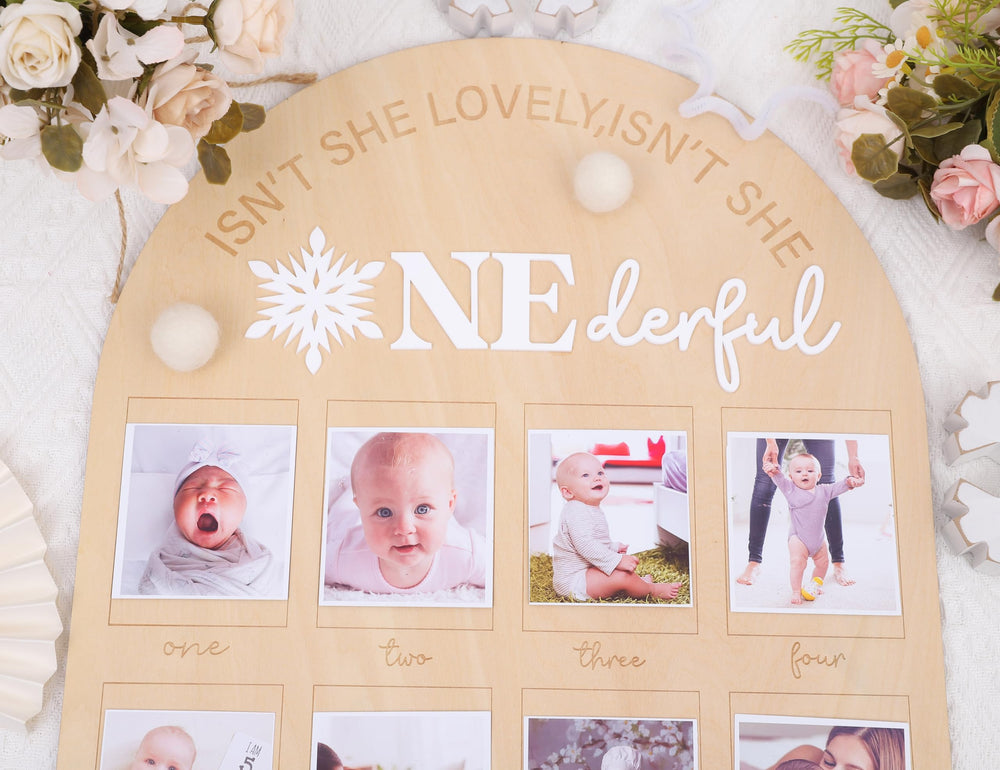 agvgaza compact 23-5-by-15-4-inch photo board.