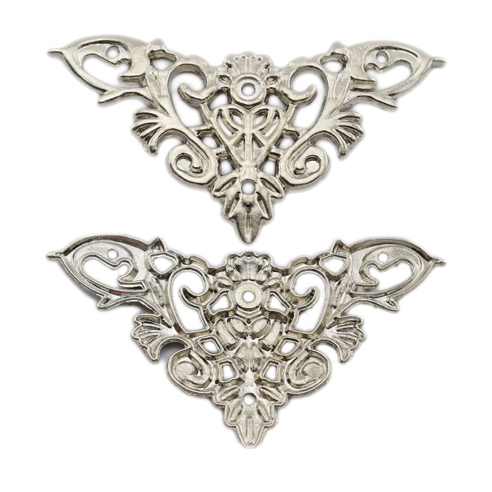 Aifeier ET antique metal corner protector on a silver-detail album demonstrates durability.