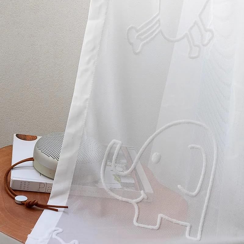 AiFMQQ light-filtering panel for kids' bedroom provides privacy while preserving brightness