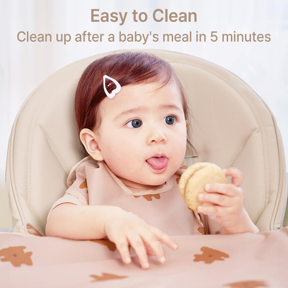 Aijoo sleeveless baby feeding bib enables quick cleanup after meals.