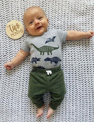AJDVART gender-neutral wooden milestone set fits any nursery theme.