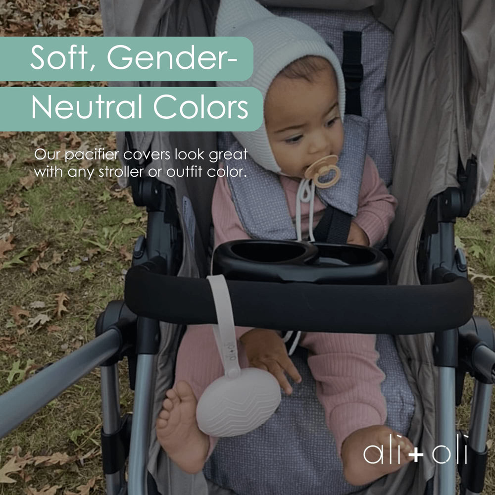 Ali+Oli easy-clean silicone surface for quick hygiene on the move.