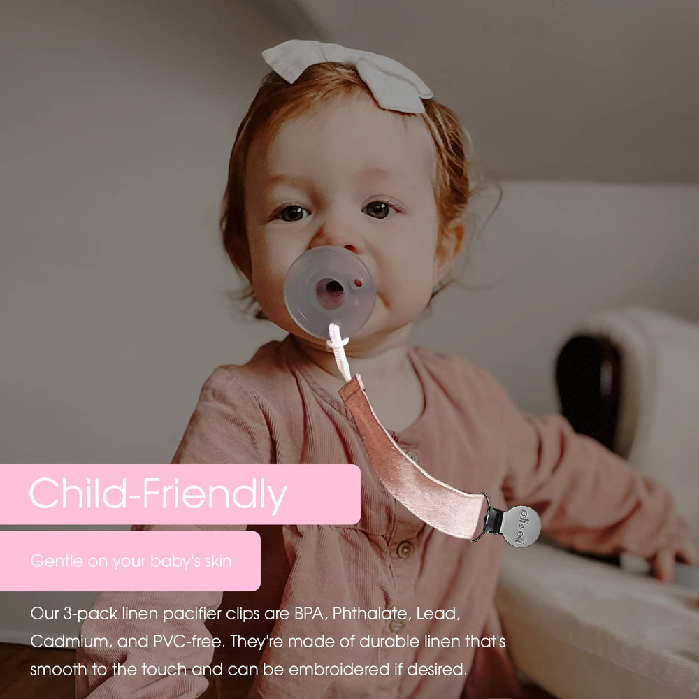 Ali+Oli three-pack clips ready for trips and strollers