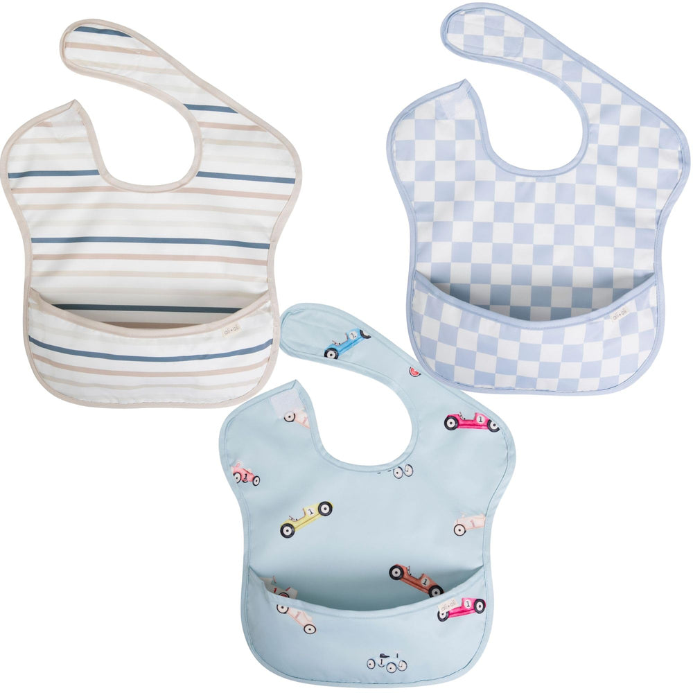 Ali+Oli Smock Bib 3pc boys set, waterproof and easy to clean during meals.