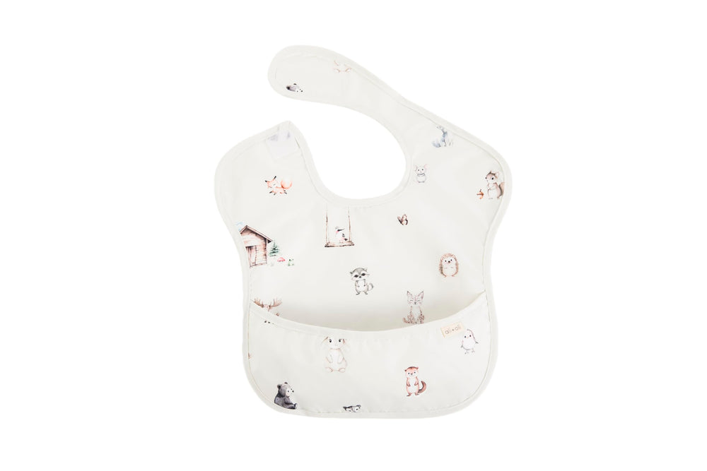 Ali+Oli Smock Bib, full mealtime coverage supports self-feeding.