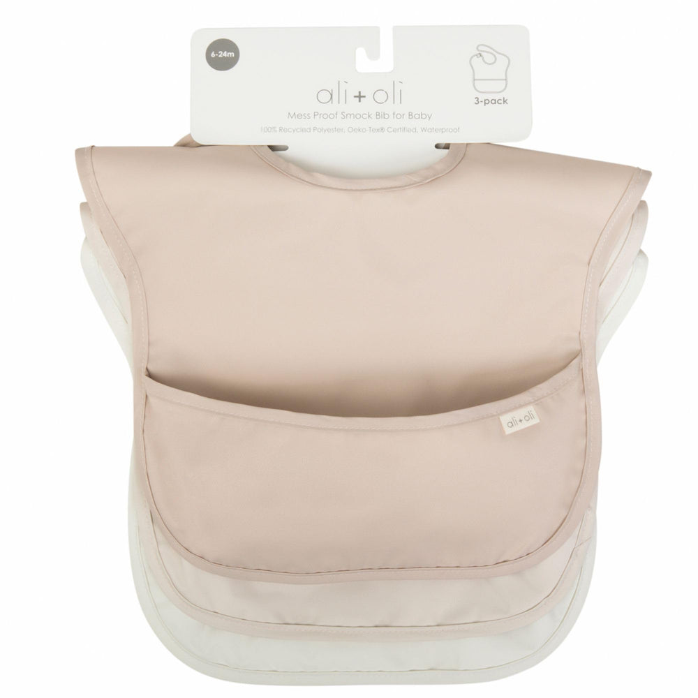 Ali+Oli easy-care bib supports self-feeding and daycare routines