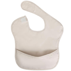 Ali+Oli baby smock worn during feeding reduces mess and spills