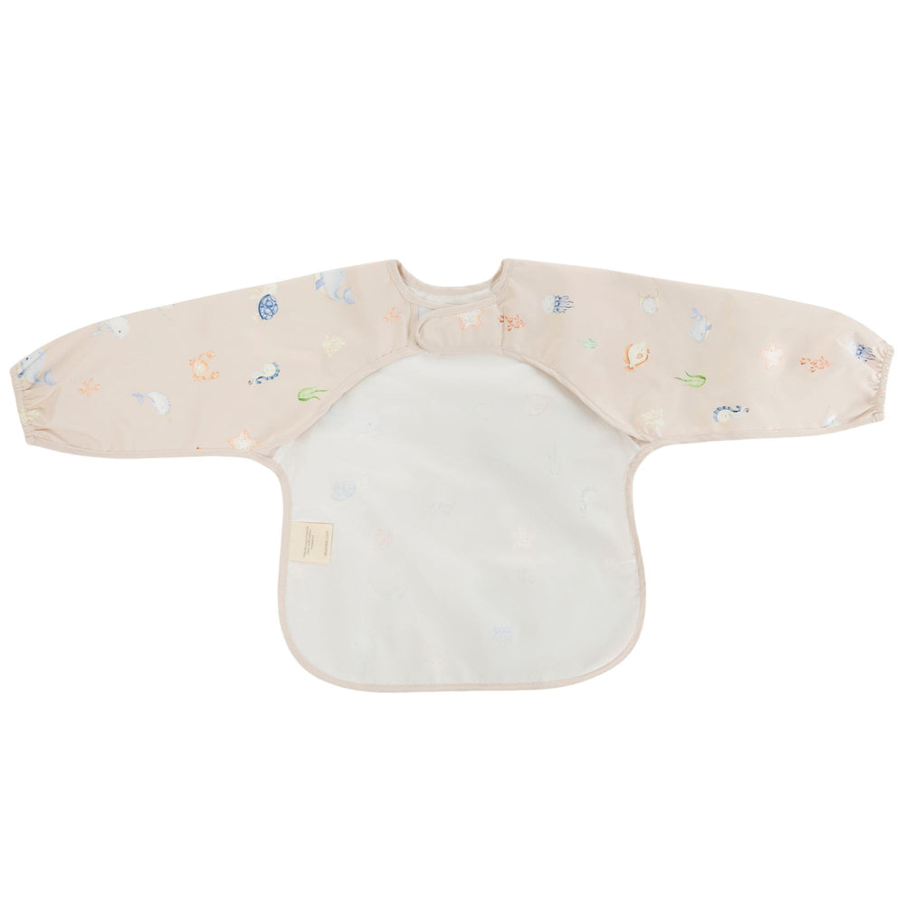 Ali+Oli waterproof coating keeps outfits clean during spills