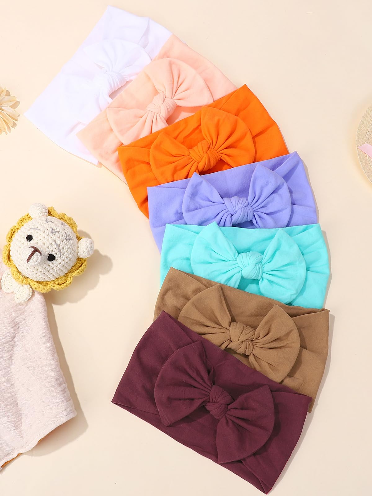 ALinmo outfit-friendly headbands enhancing everyday outfits and photos