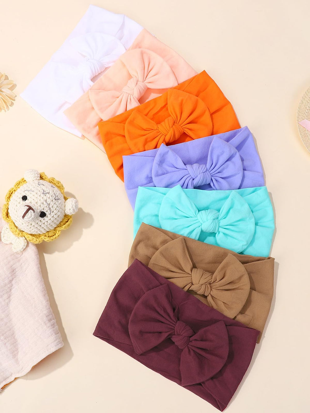 ALinmo outfit-friendly headbands enhancing everyday outfits and photos