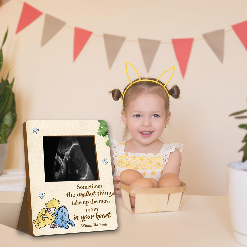 ALodr Winnie wooden frame in 8x10 size for keepsake photos.