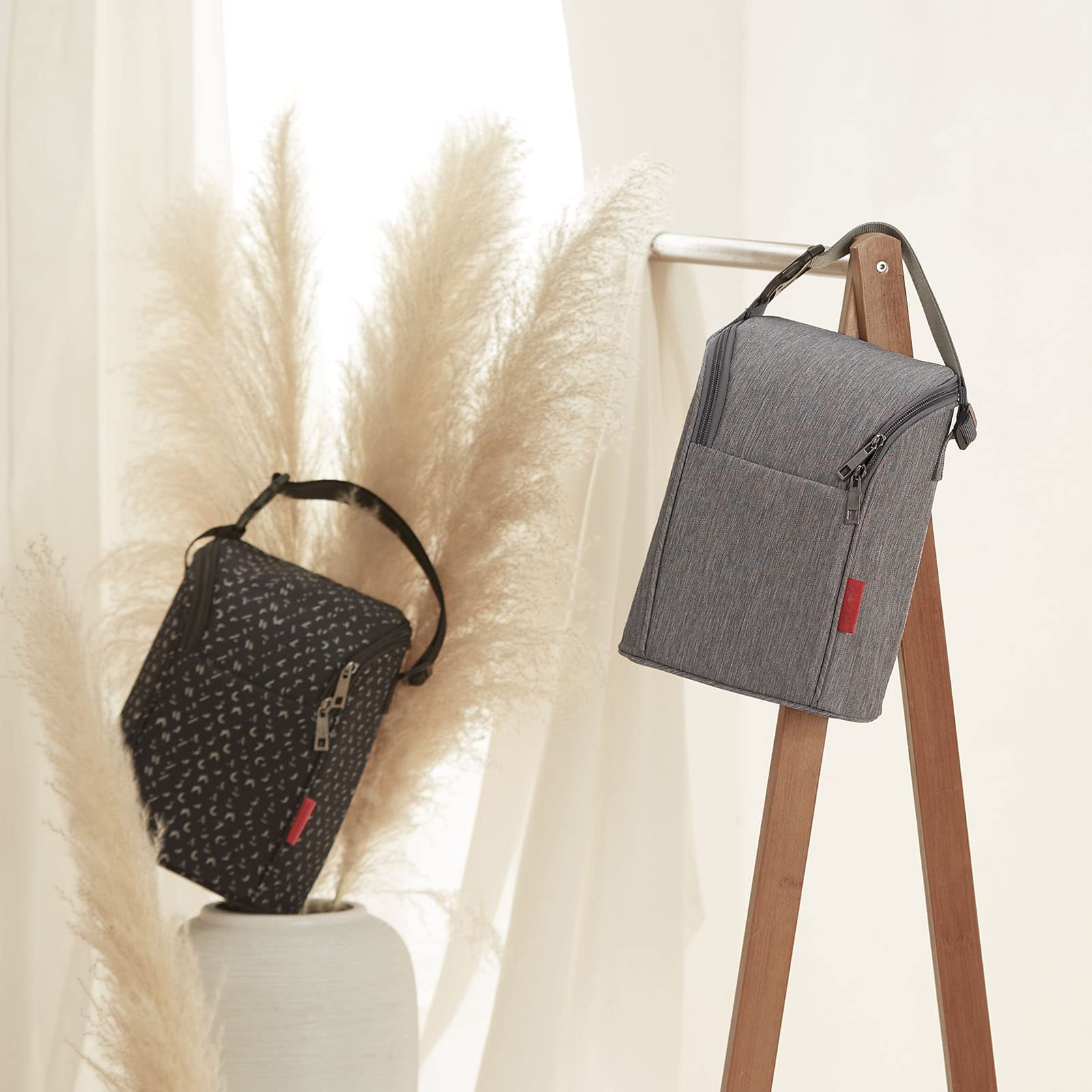 Alomejor portable carry diagonal design for easy wearing.