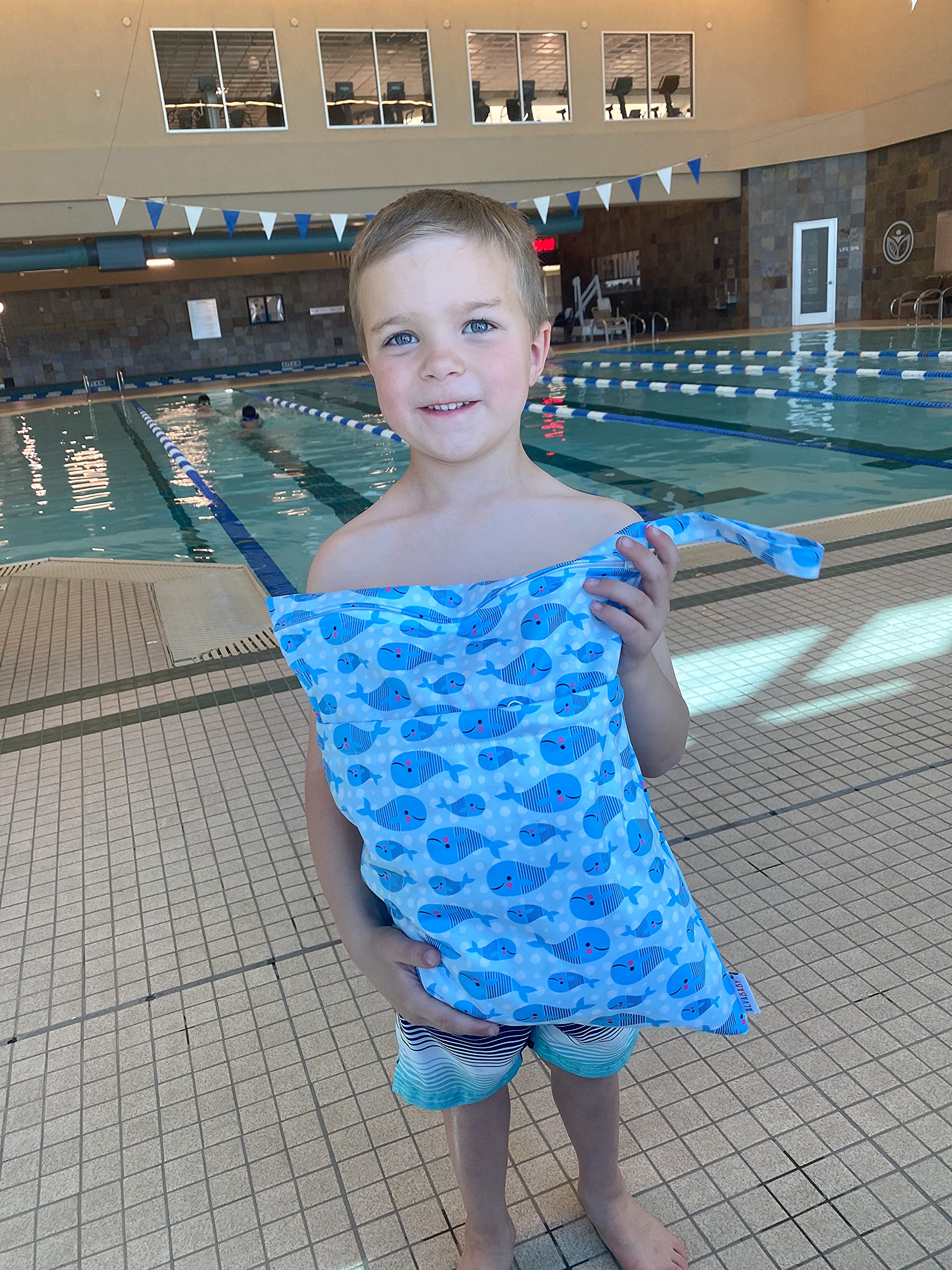ALVA ALVABABY wet bag doubles as swimsuit organizer