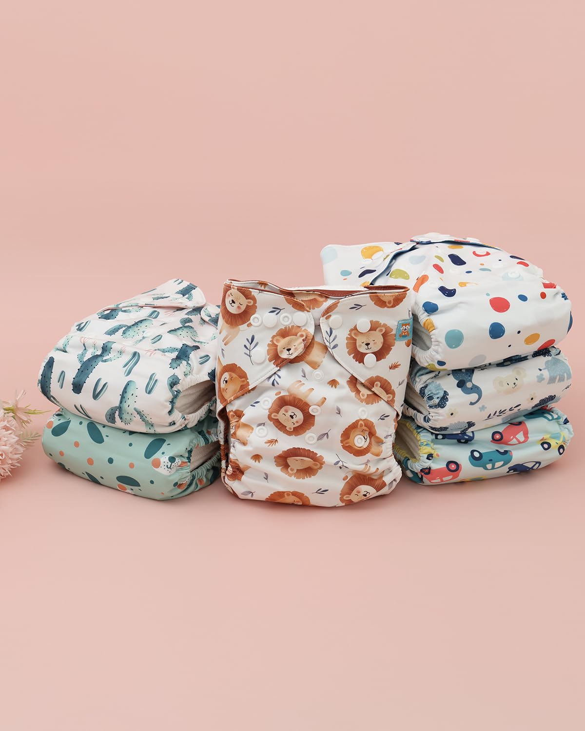 ALVA inner and outer layers provide breathable comfort for baby.