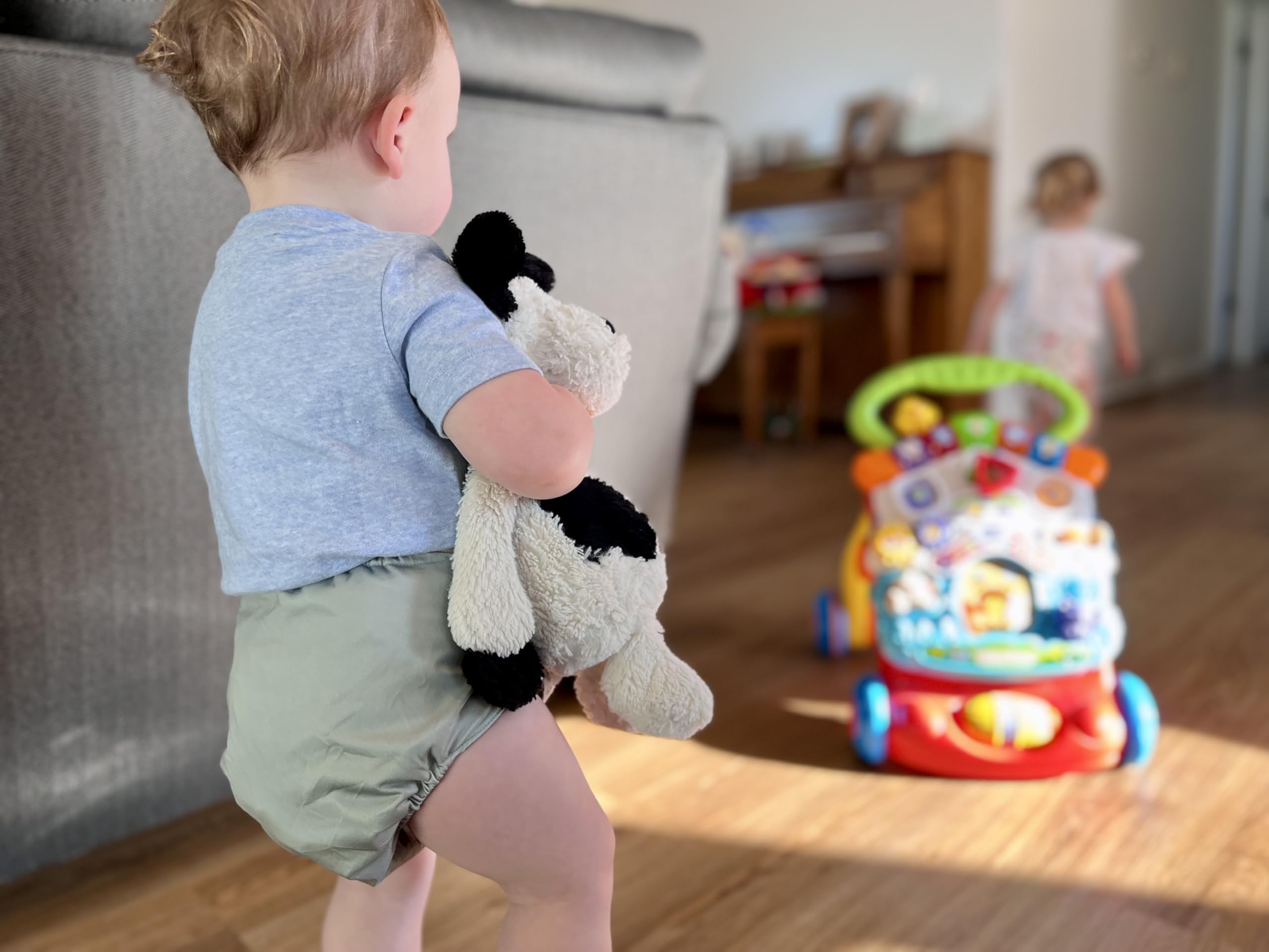 ALVA one-size diaper cover adjustable from S to L with button rows