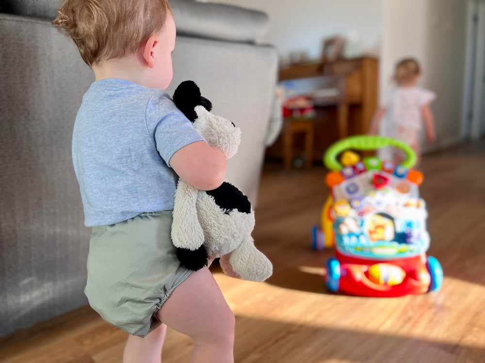 ALVA one-size diaper cover adjustable from S to L with button rows