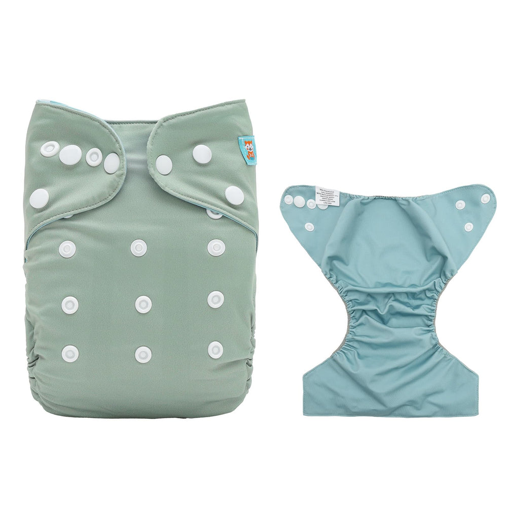 ALVABABY diaper cover hip snaps provide secure adjustable fit.