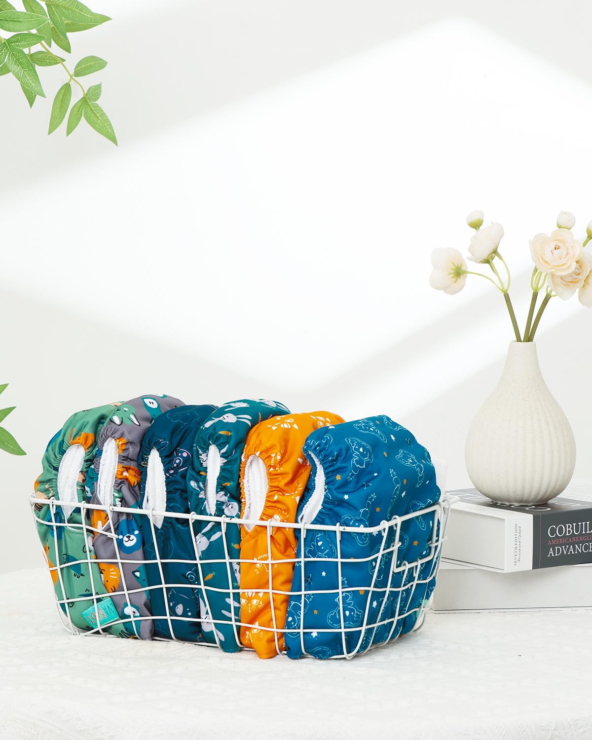 ALVABABY packing includes 6 diapers with 12 inserts for a complete system.