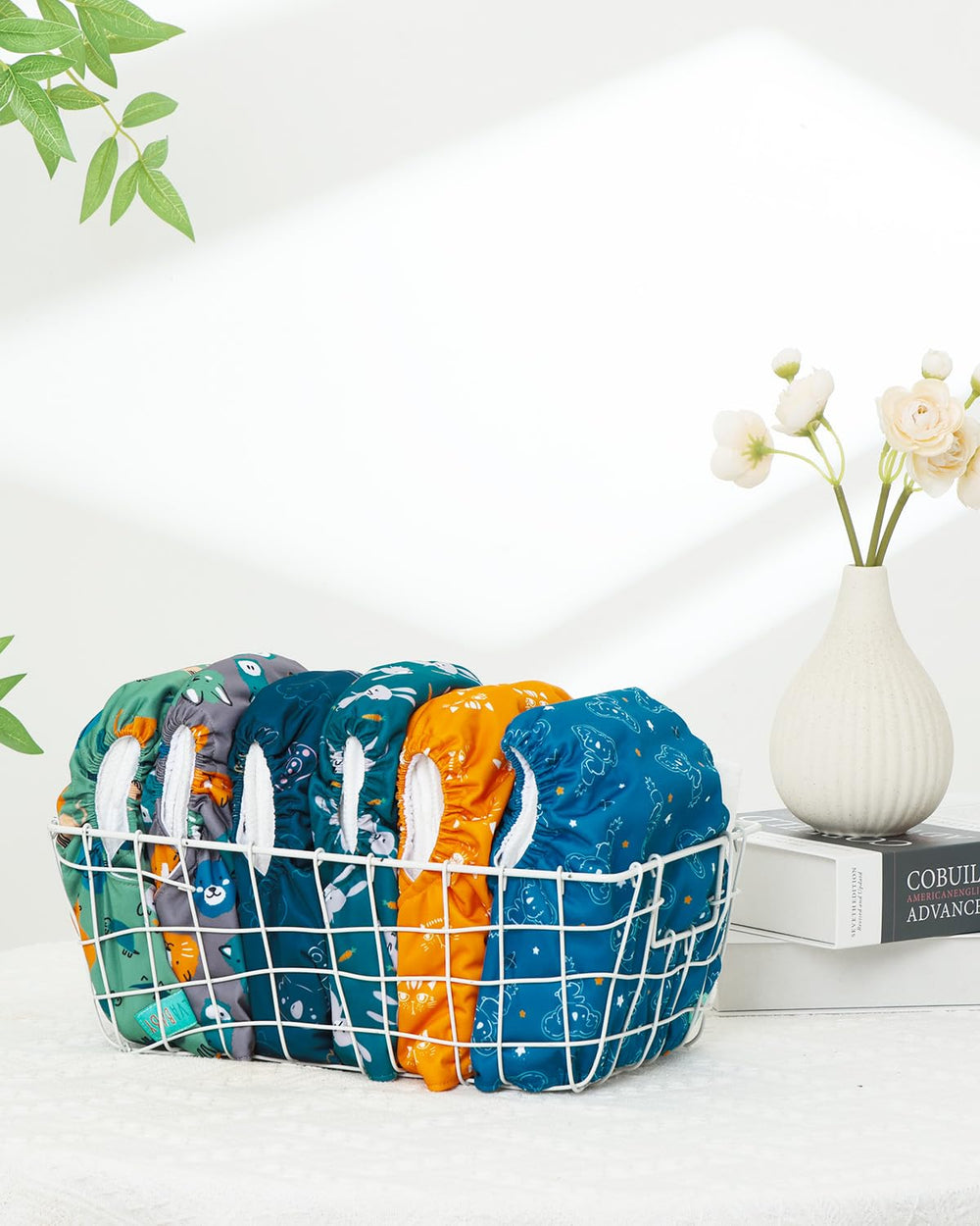 ALVABABY packing includes 6 diapers with 12 inserts for a complete system.