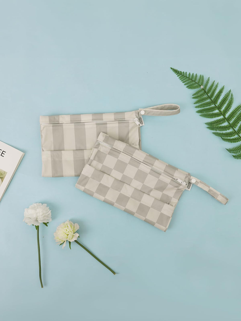 ALVABABY multipurpose bag as travel and cosmetic organizer