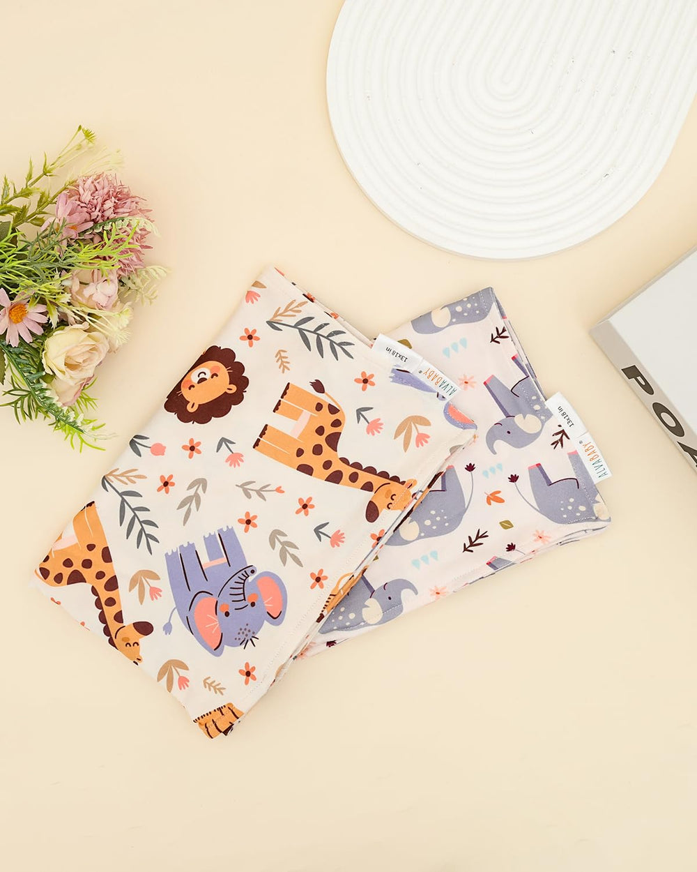 ALVABABY envelope-closure design eases nightly pillow changes