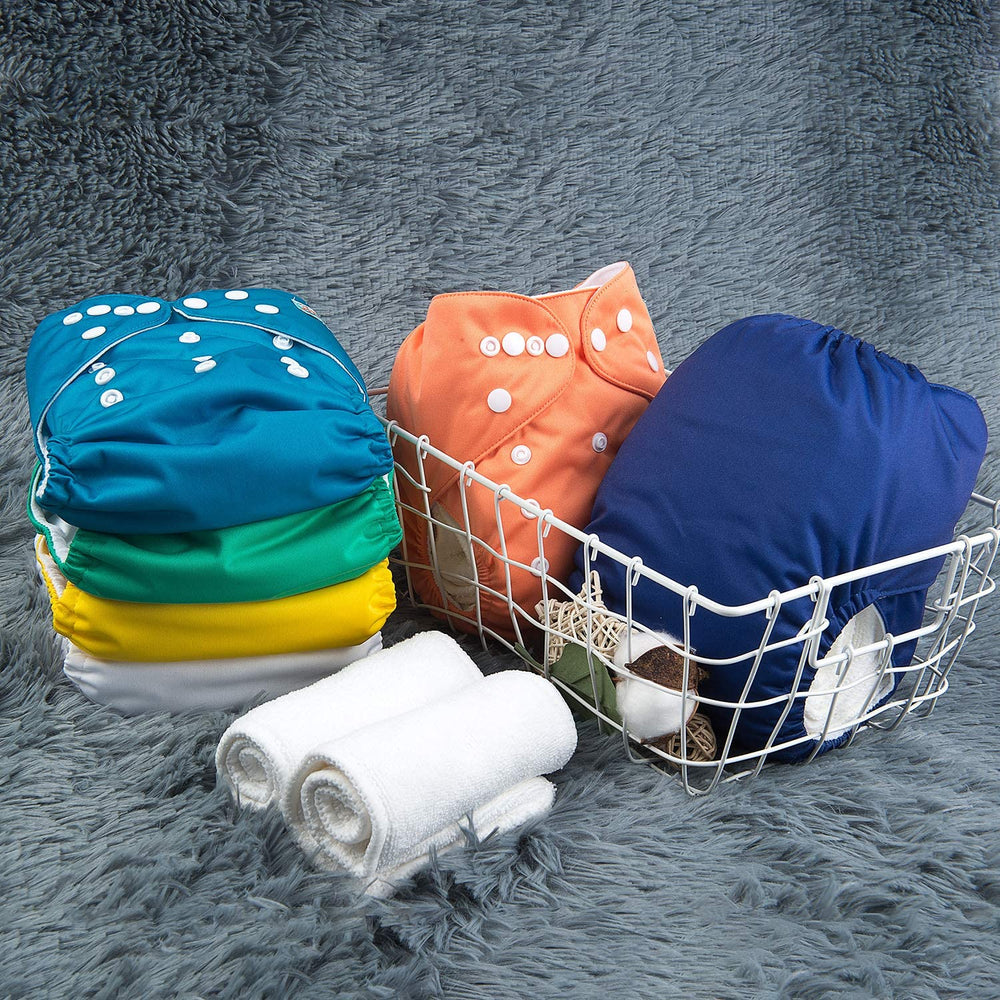 ALVABABY packaging includes diapers and inserts for versatile reuse
