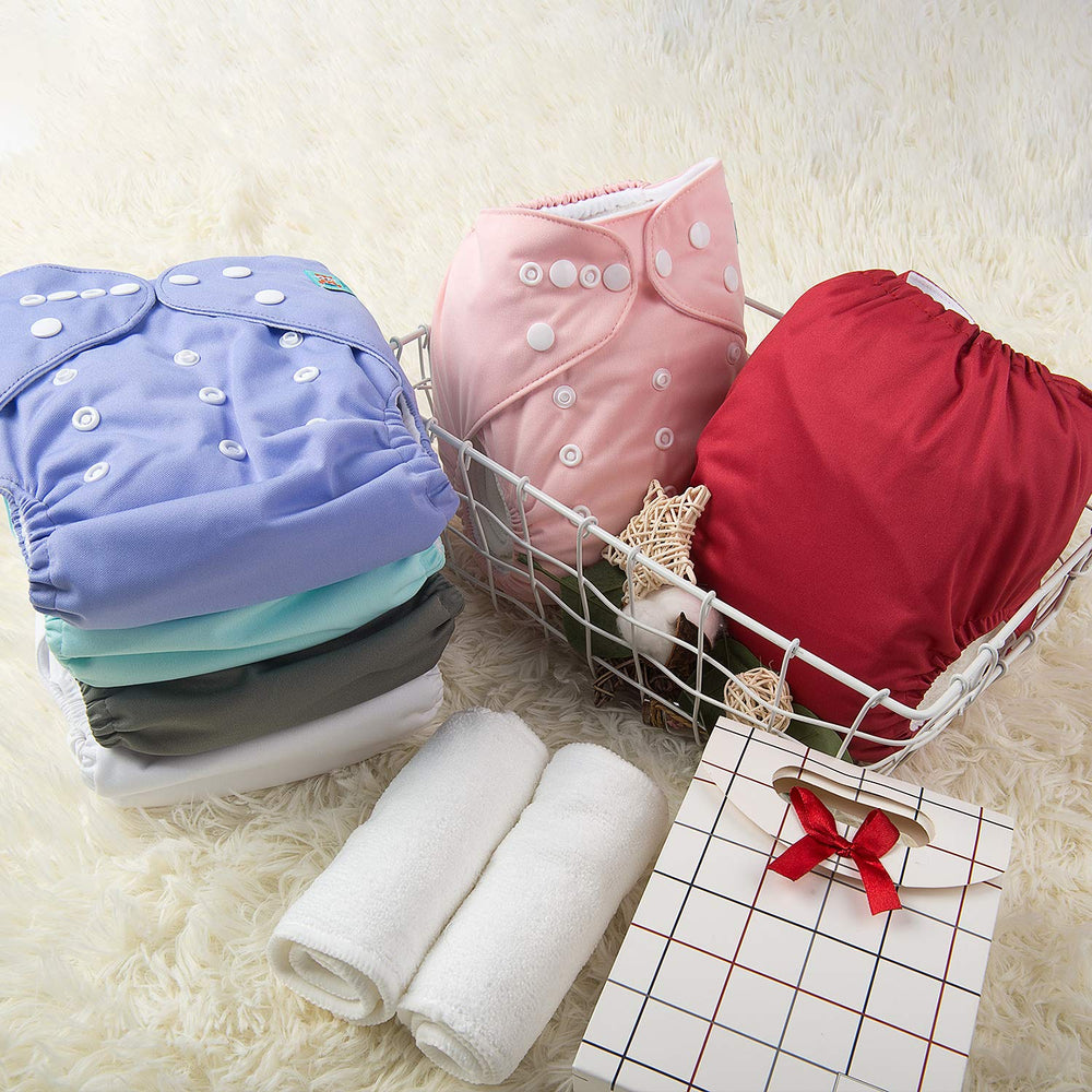 ALVABABY packaging highlights included six diapers and inserts.
