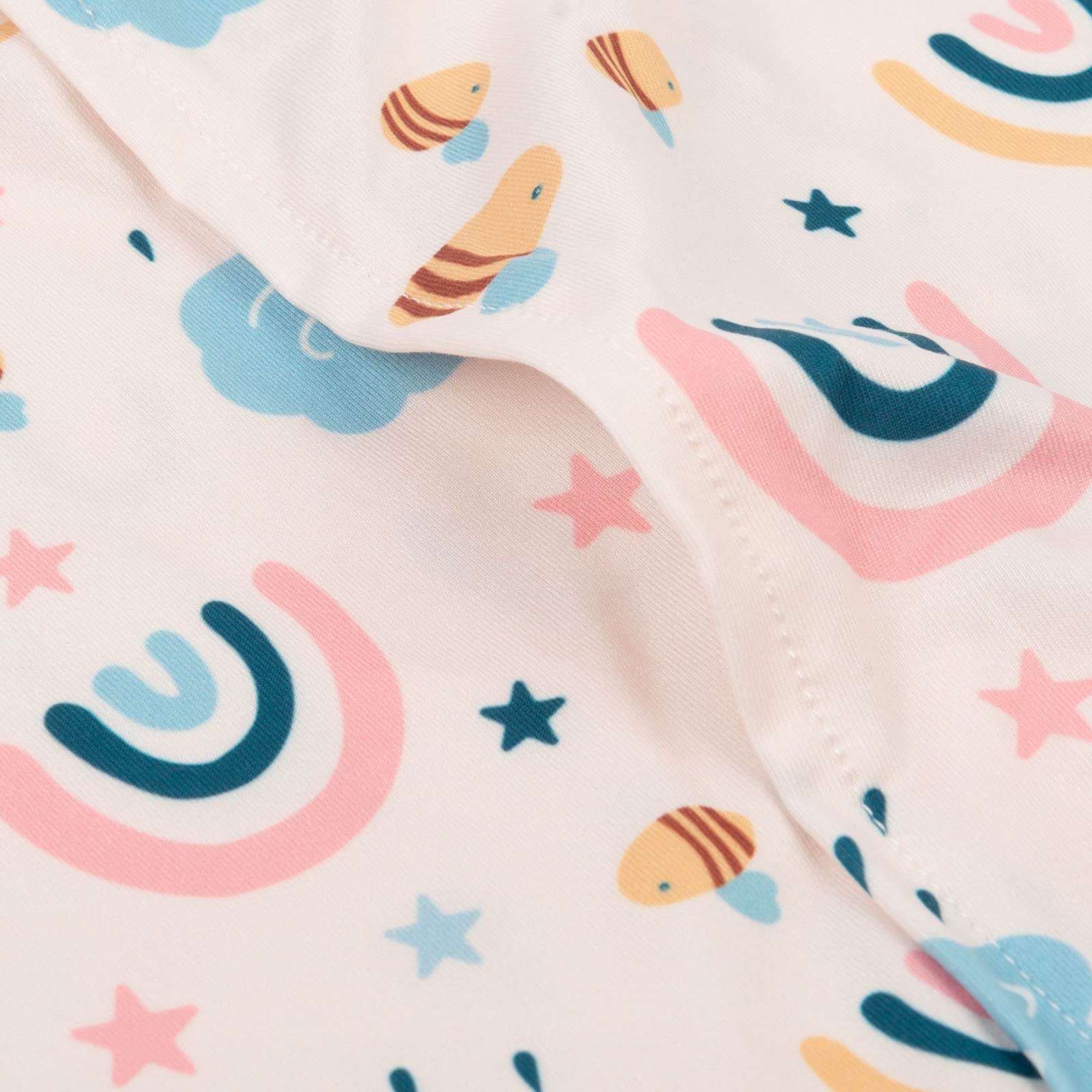 ALVABABY travel-friendly pillowcase ideal for naps on the go