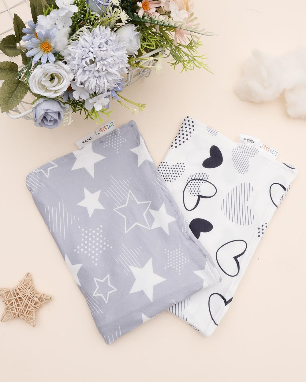 ALVABABY travel-ready pillow cover ideal for naps on the go.