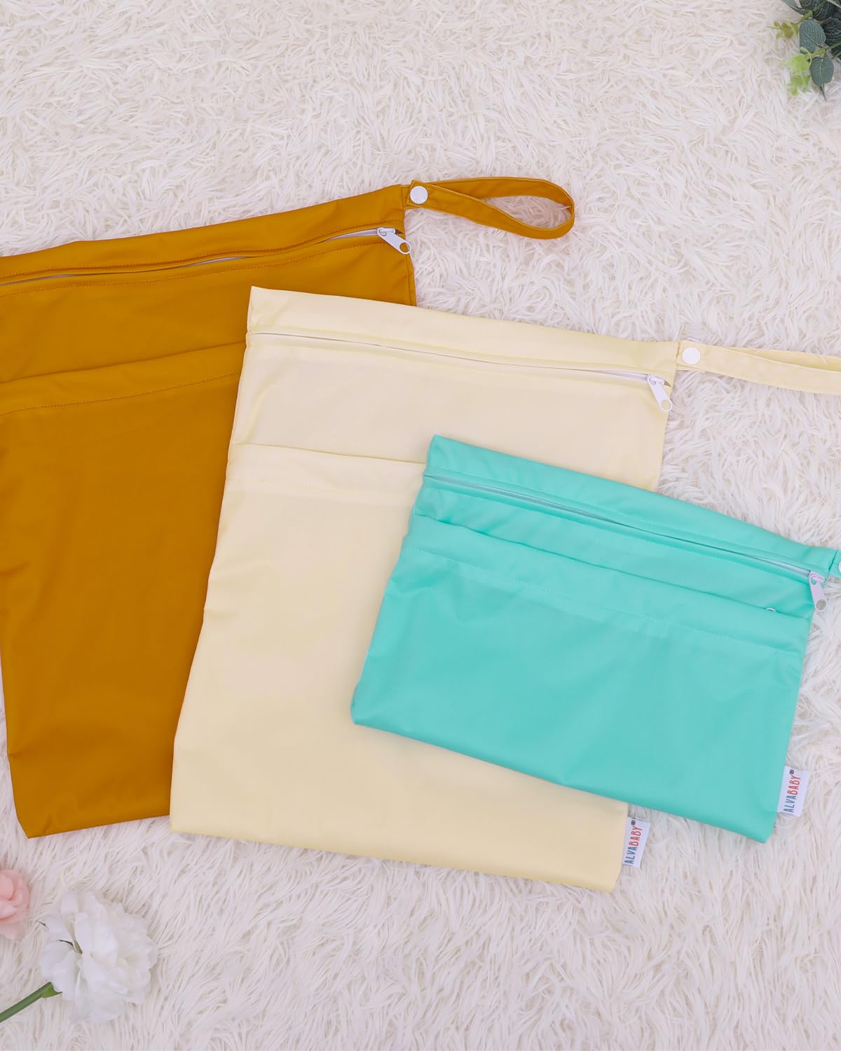ALVABABY wet-dry bag care guide helps simple washing