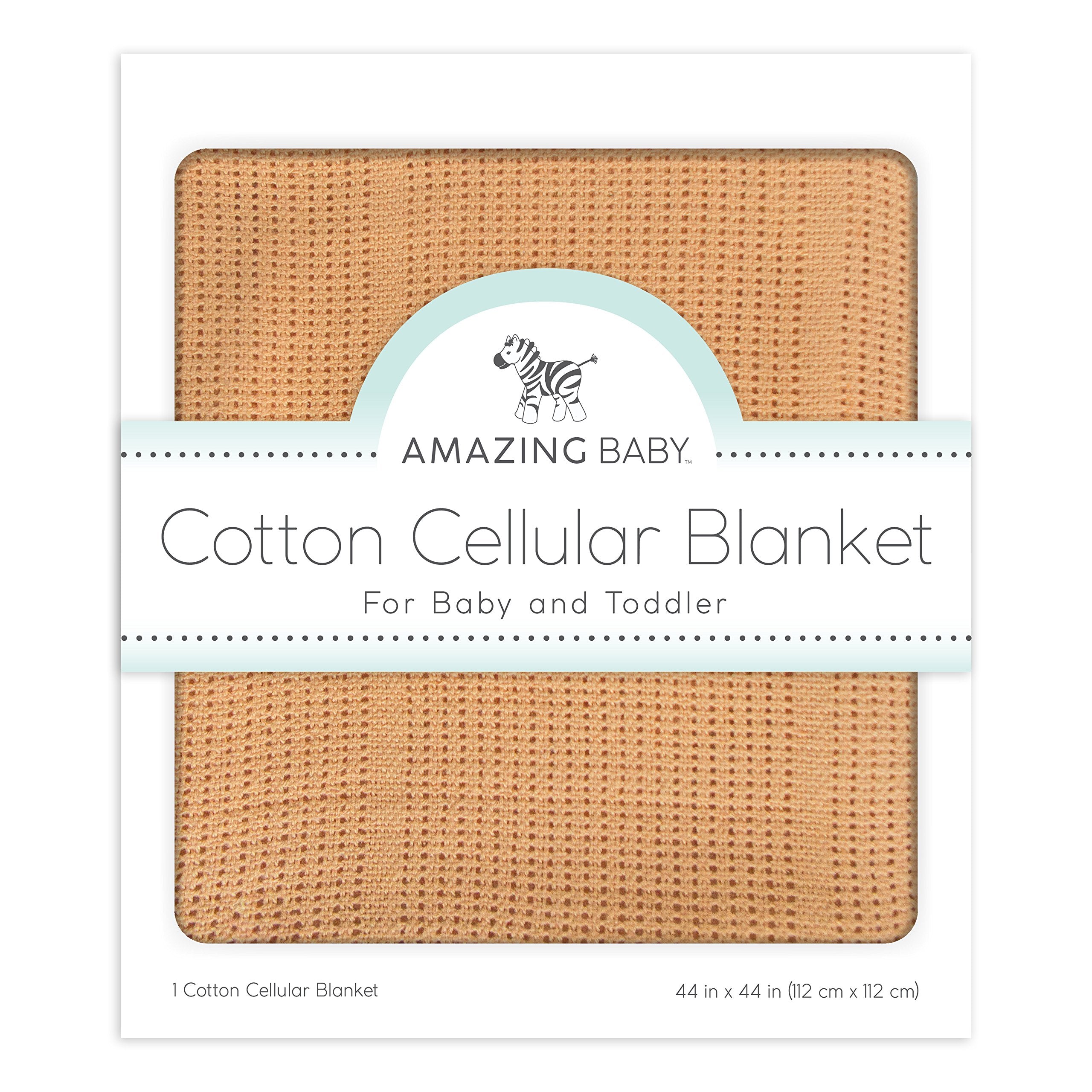 Amazing Baby Cellular Blanket in 100% cotton for breathable baby comfort.